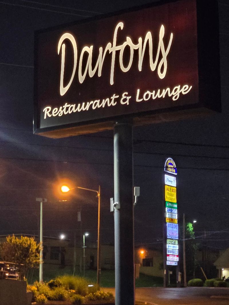 Darfons Restaurant + Bar, Nashville