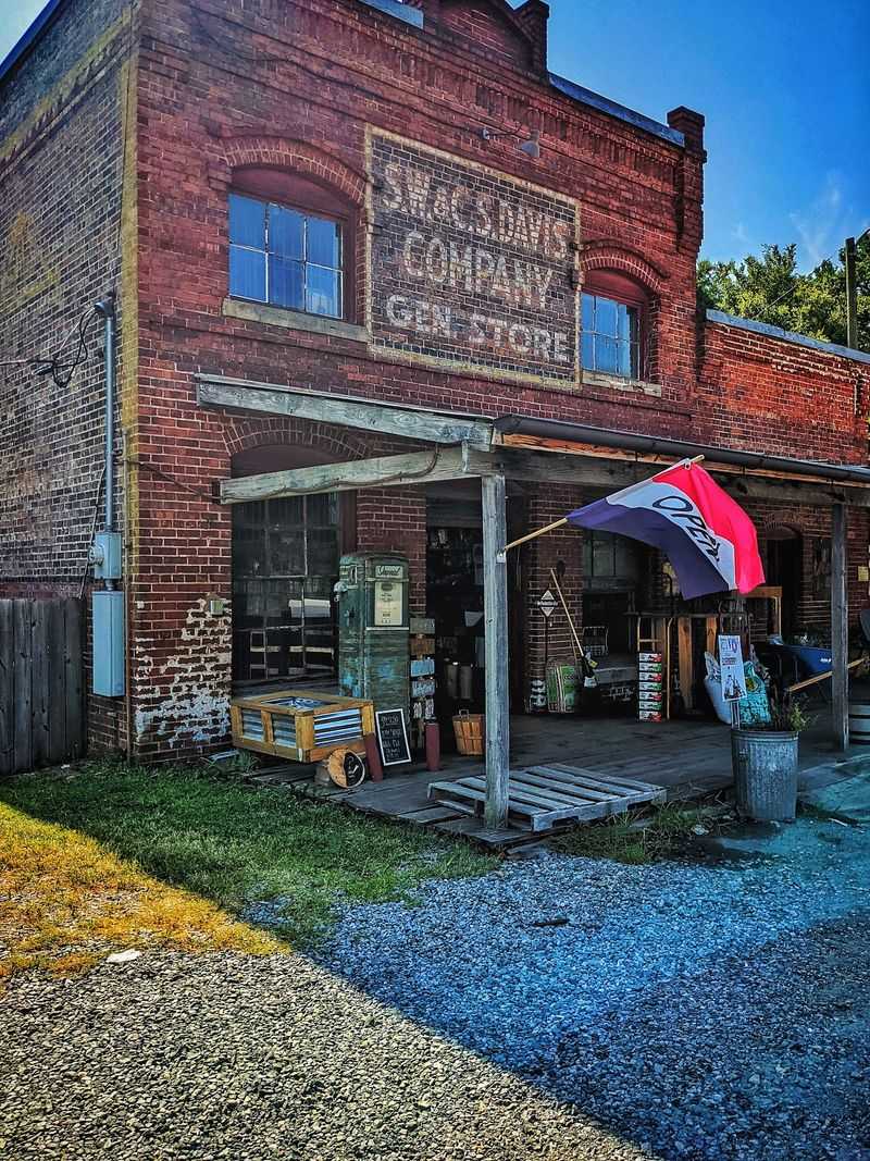 Davis General Merchandise (Charlotte)