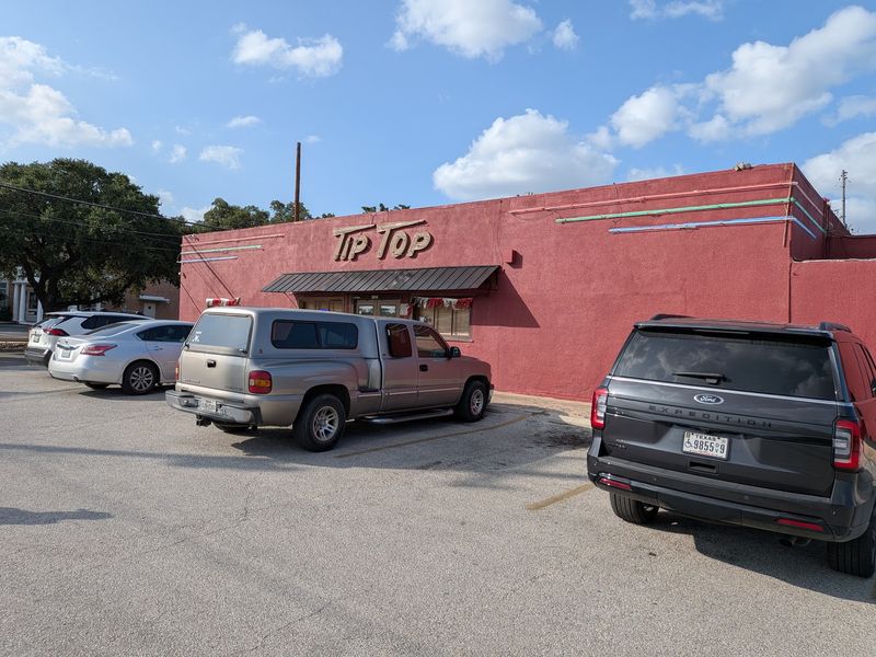 DeWese's Tip Top Cafe (San Antonio)