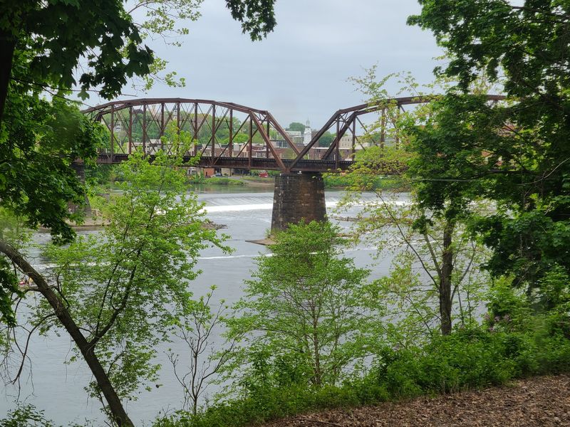 Delaware River Views Steal the Show Delaware River Views Steal the Show