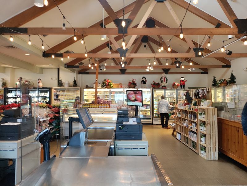 Delicious Orchards - Colts Neck Delicious Orchards - Colts Neck