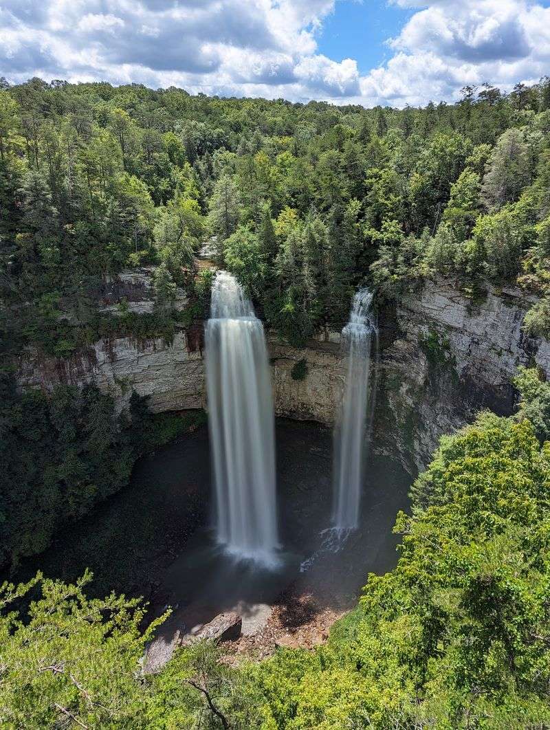 Descend to Fall Creek Falls, Spencer Descend to Fall Creek Falls, Spencer