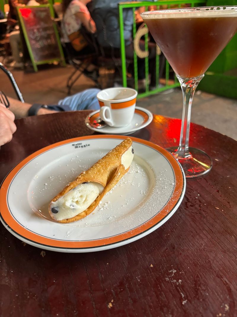 Desserts That Keep the Old Cafe Ritual Alive