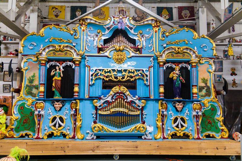 Discover the Massive Collection at American Treasure Tour Museum