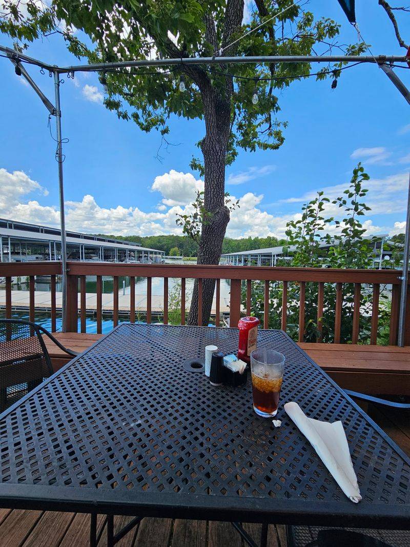 Dockside Cafe, Harrison