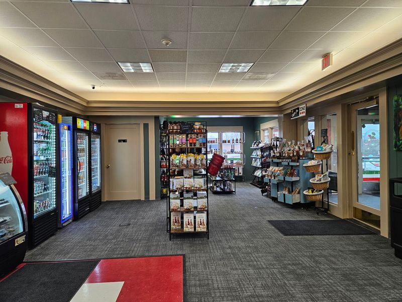 Donnici’s Italian Deli & Market Donnici’s Italian Deli & Market