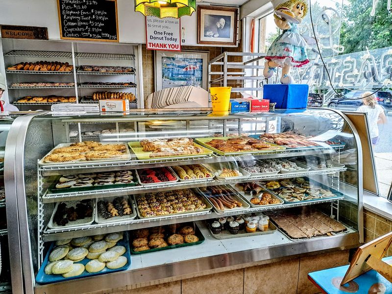 Dot's Pastry Shop - Ocean City