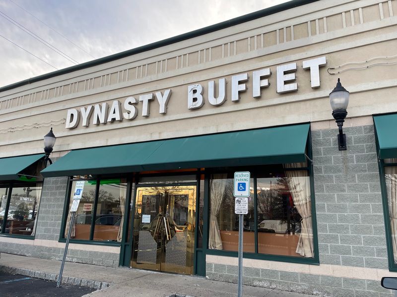 Dynasty Buffet - Saddle Brook