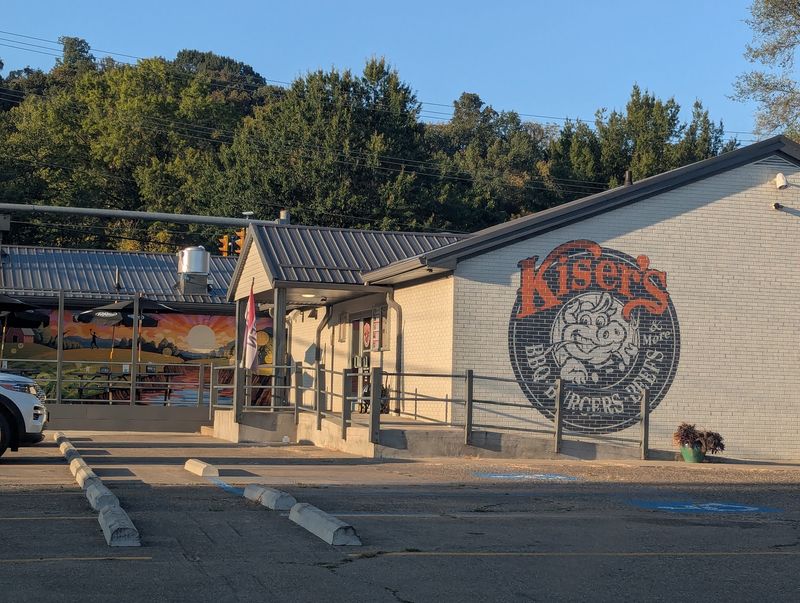 Easy to enjoy for lunch, dinner, or a road trip stop