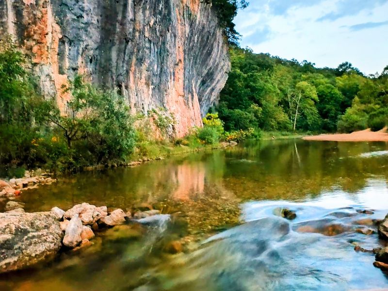 Echo Bluff State Park Campground - Eminence, MO