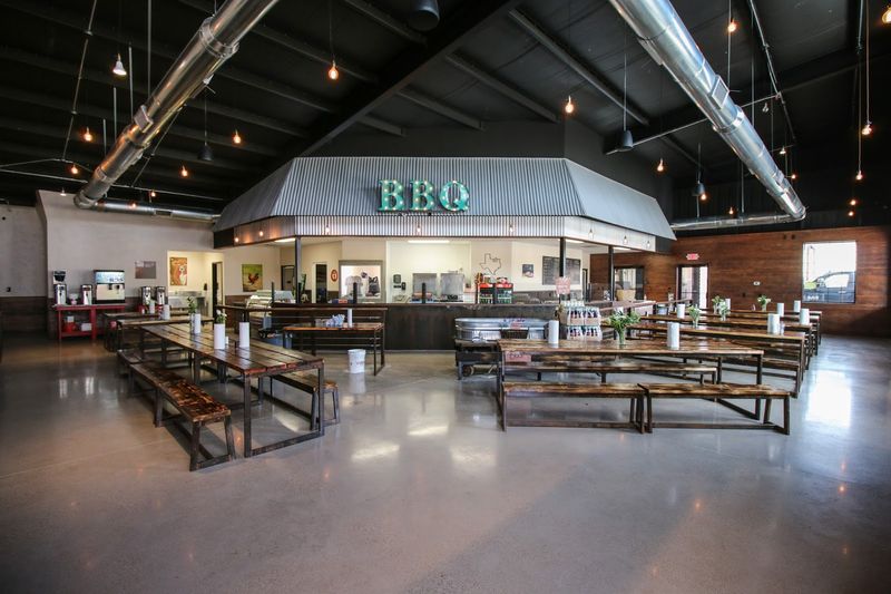 Evie Mae's BBQ (Wolfforth)