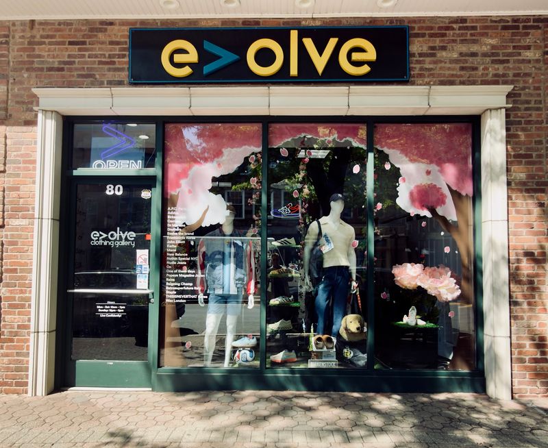 Evolve Clothing Gallery - Somerville