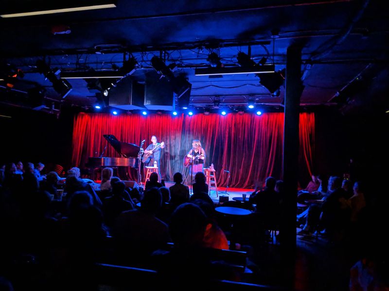 Experience Live Entertainment at Iconic Local Venues Experience Live Entertainment at Iconic Local Venues