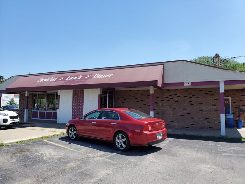 Falcon Family Restaurant, Bowling Green Falcon Family Restaurant, Bowling Green