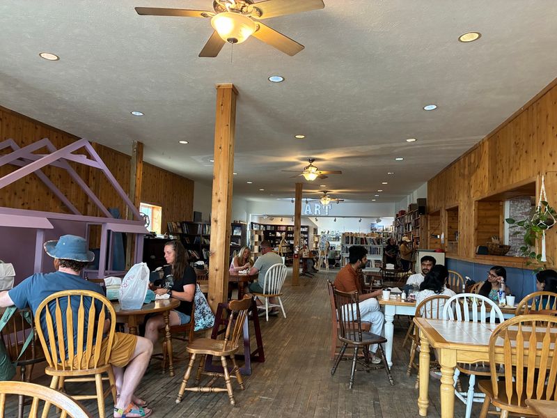 Falling Rock Café & Bookstore, Munising