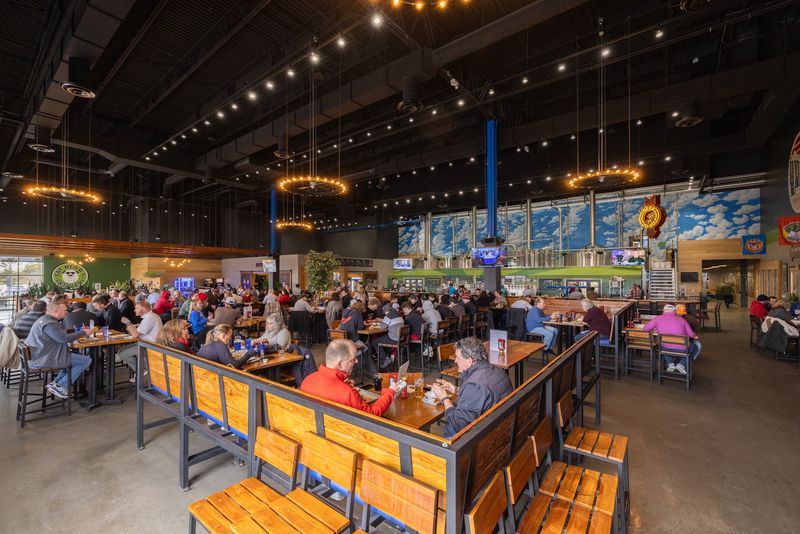 Fat Head's Brewery & Smokehouse - Middleburg Heights, OH Fat Head's Brewery & Smokehouse - Middleburg Heights, OH
