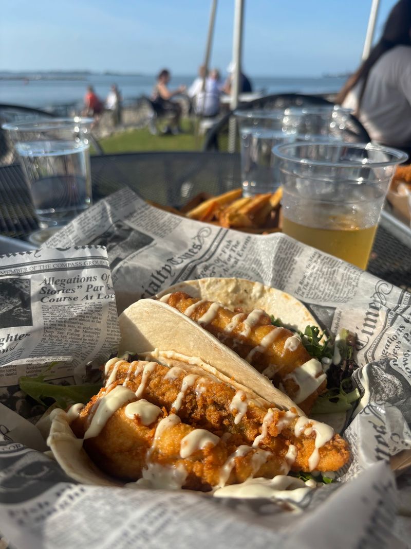 Fish tacos that steal the show