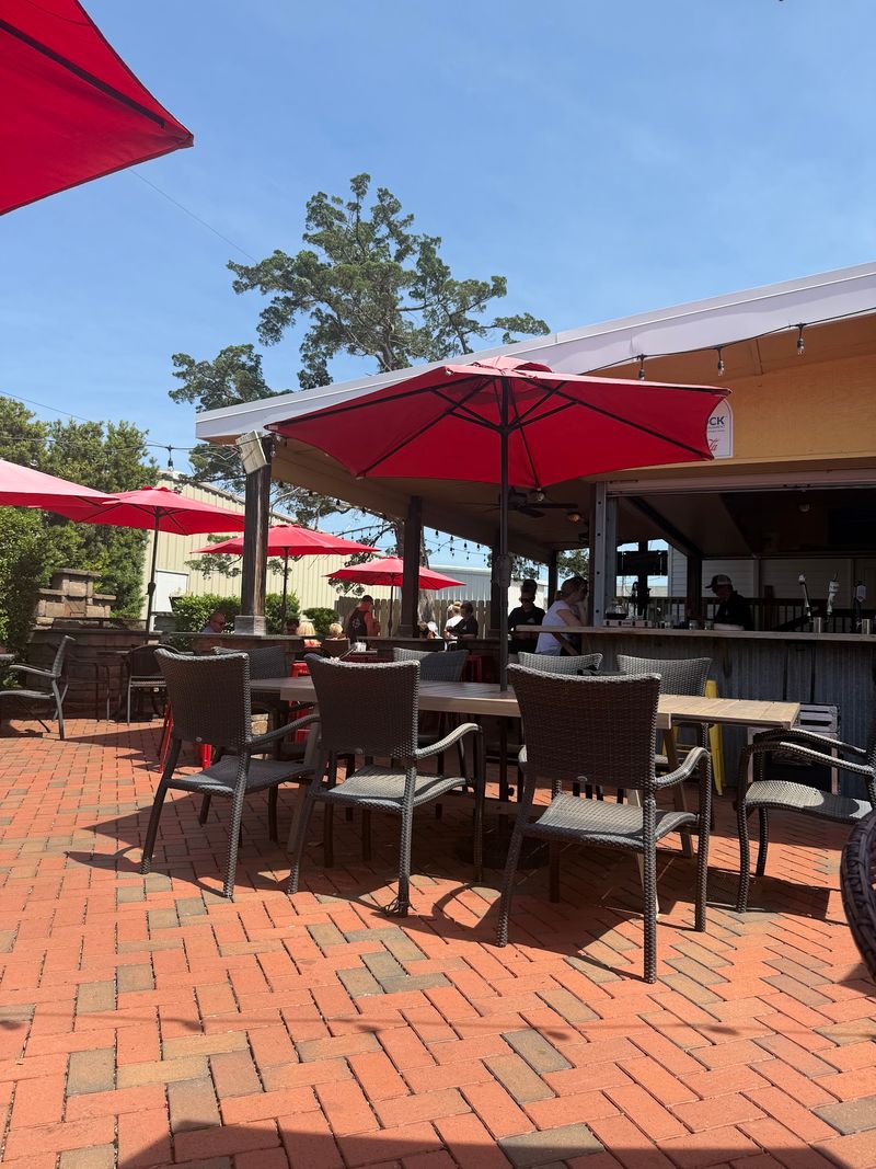 Floyd’s 1921 Restaurant, Bar & Catering (Morehead City) Floyd’s 1921 Restaurant, Bar & Catering (Morehead City)