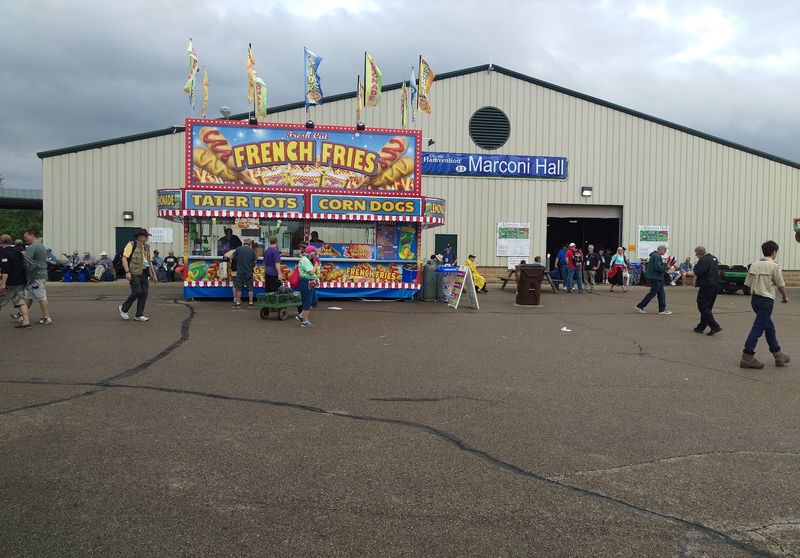 Food Stands That Smell Like Summer Food Stands That Smell Like Summer