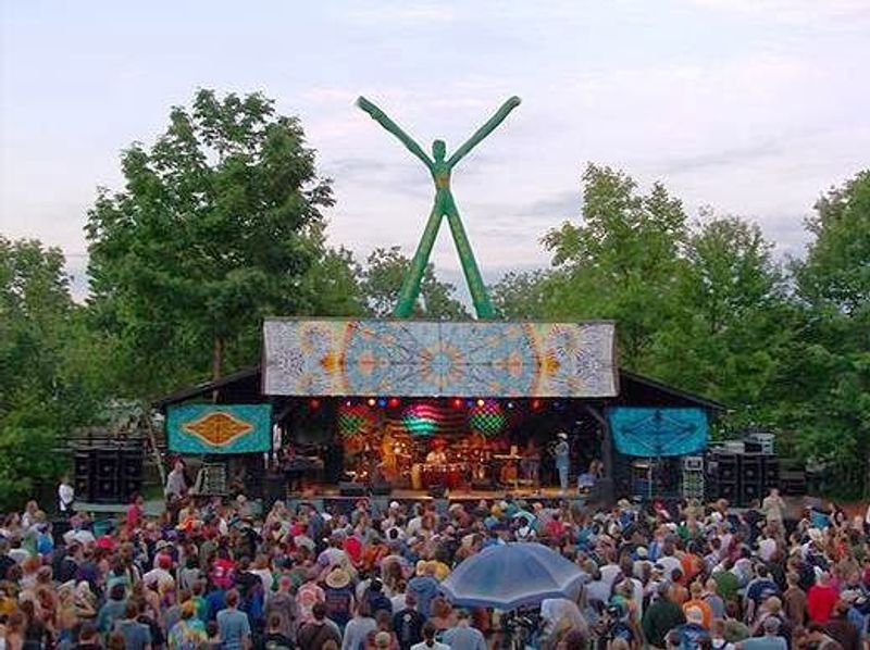 Food Stands and Vendors Keep the Day Easy