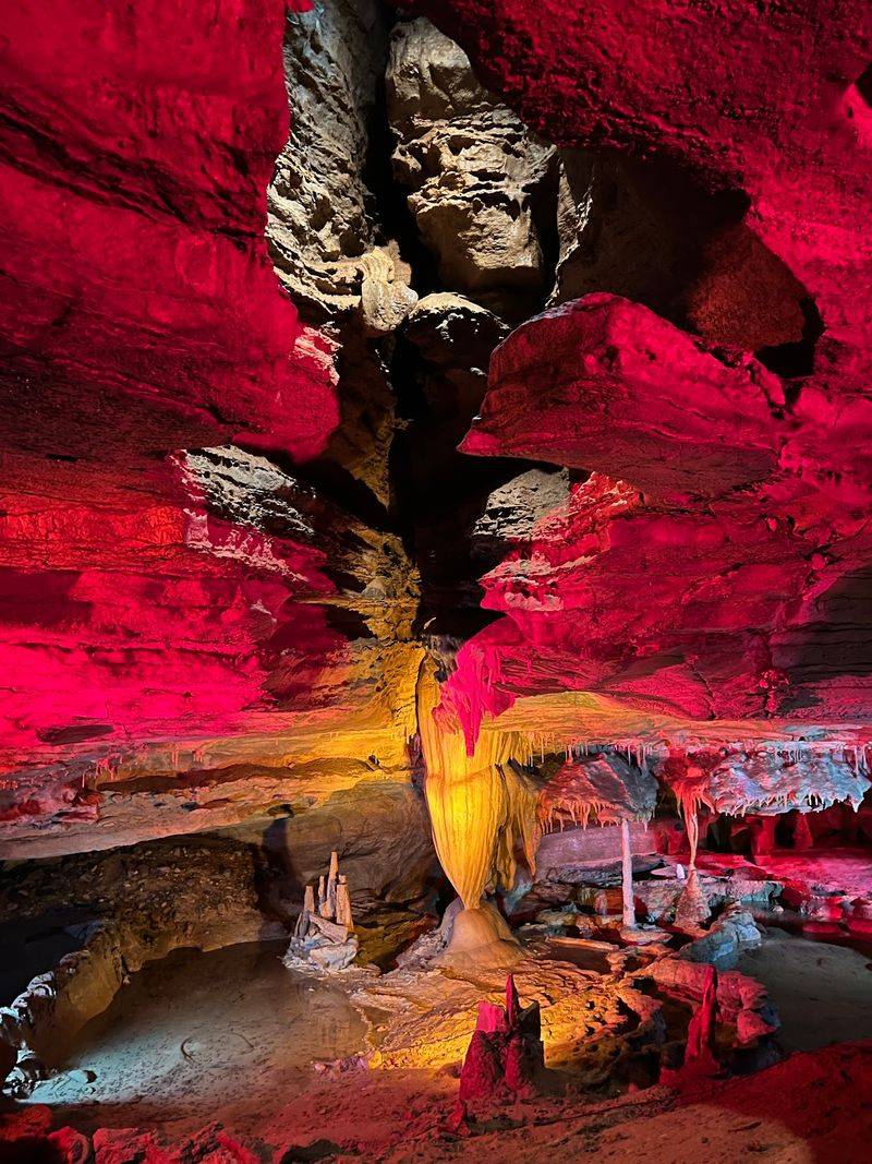 Forbidden Caverns, Sevierville Forbidden Caverns, Sevierville