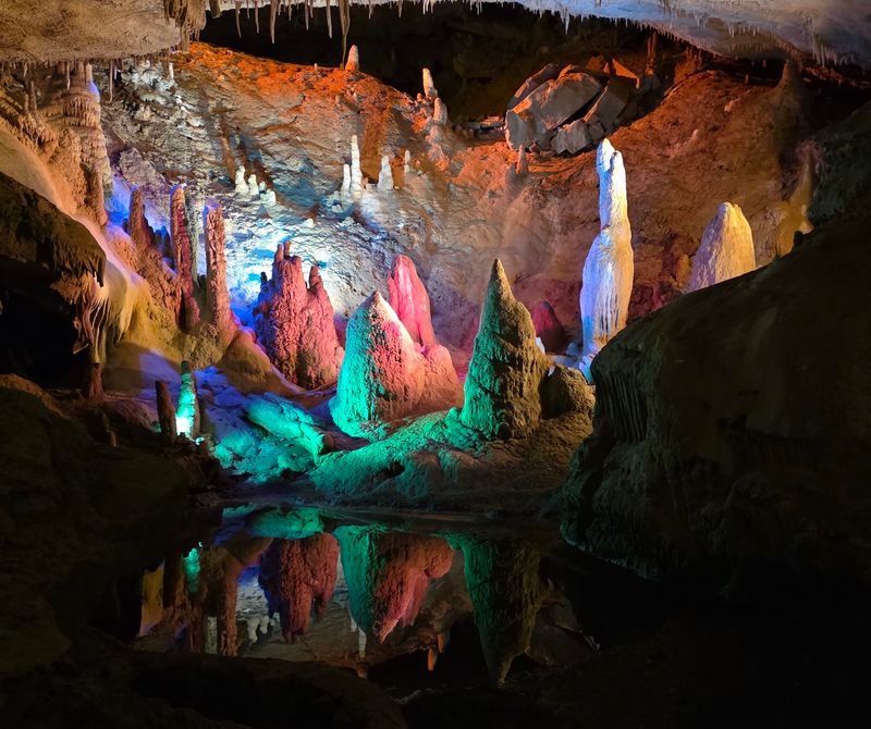 Forbidden Caverns, Sevierville