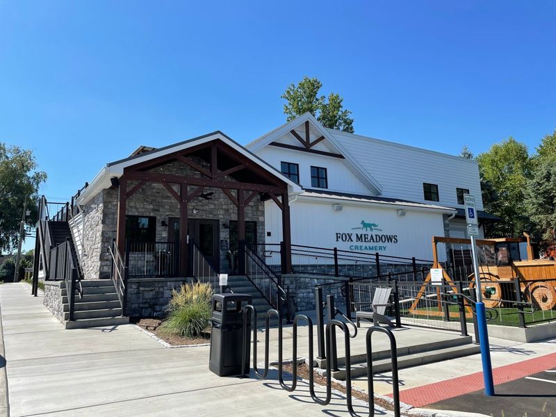 Fox Meadows Creamery - Ephrata