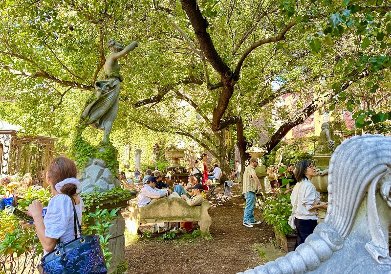 Free Fun Matters in an Expensive City