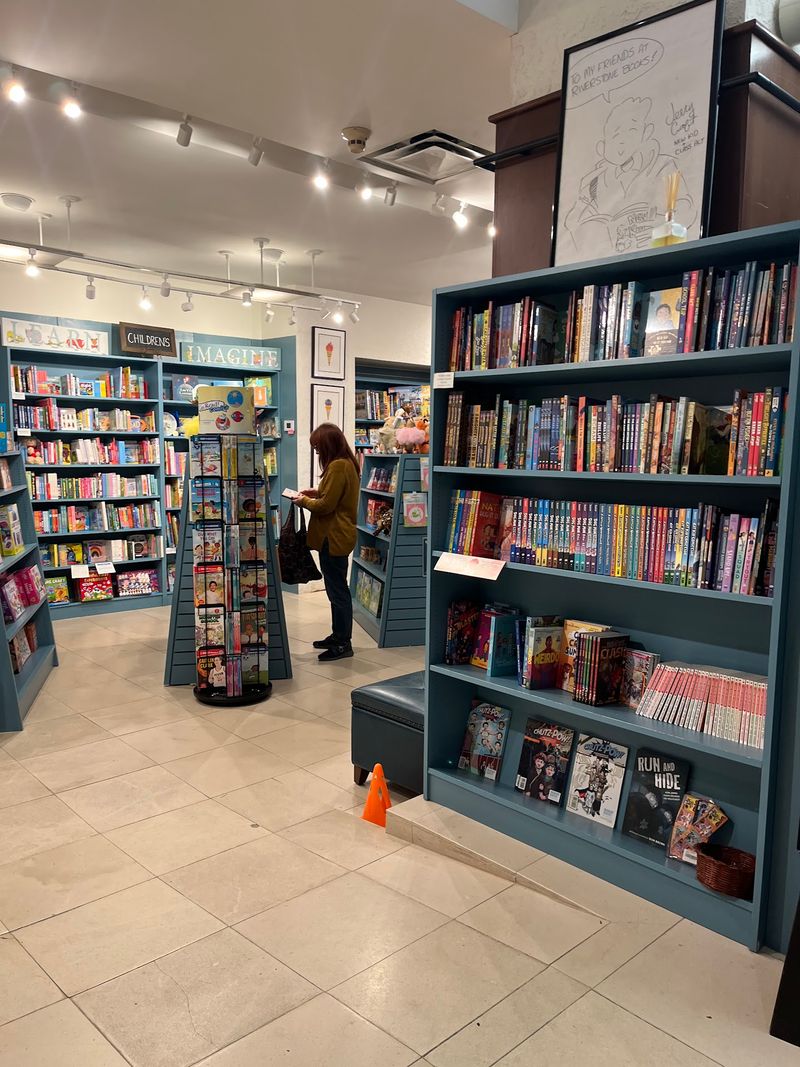 Friendly Booksellers Who Know Their Stuff Friendly Booksellers Who Know Their Stuff