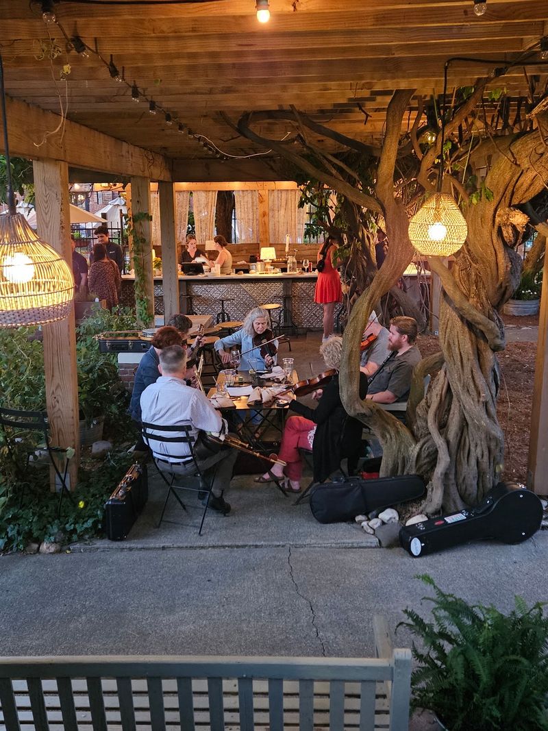 Friendly Service With A Neighborhood Feel