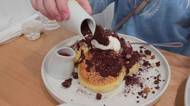 Friendly Service and Thoughtful Surprises Keep Princeton Diners Coming Back Friendly Service and Thoughtful Surprises Keep Princeton Diners Coming Back