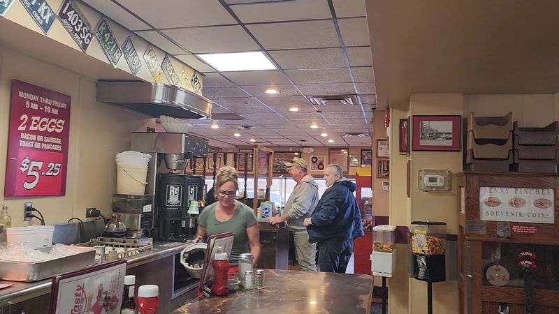 Friendly service keeps the wait from feeling long