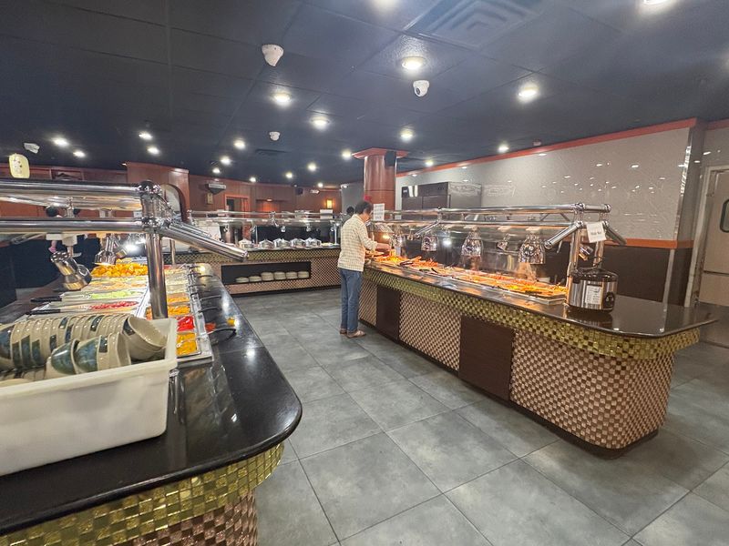 Fuji Japanese Buffet - Madison Heights