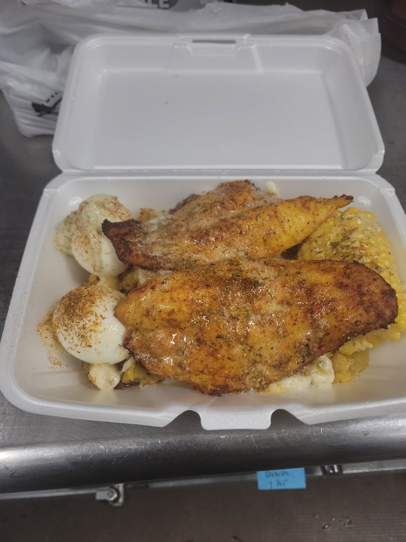 Tiff’s Love Butta & Soulfood Seafood (Indianapolis)