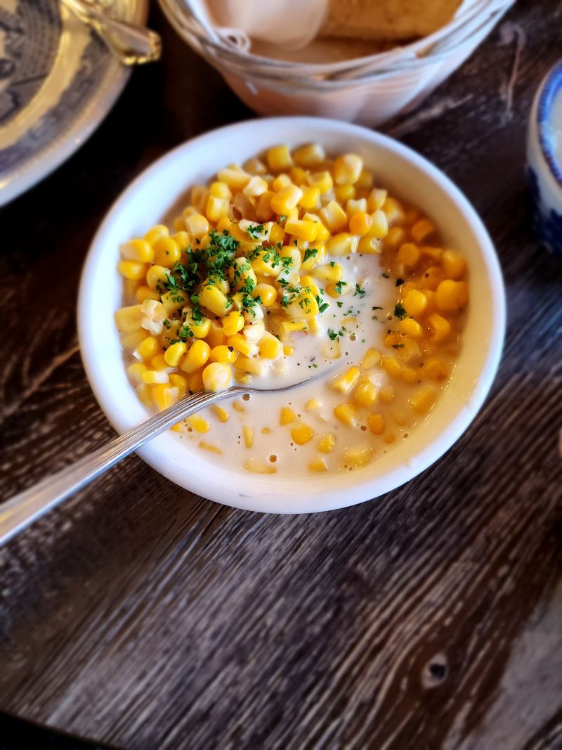 Colorado Comfort With a Few Surprising Signatures