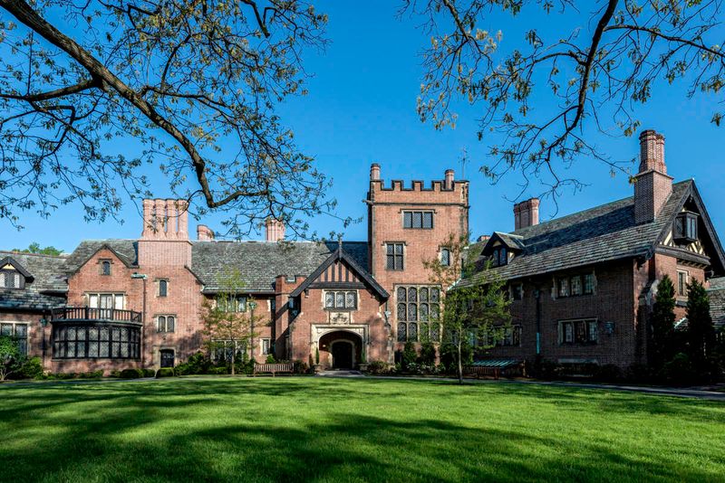 Garden Elegance at Stan Hywet Hall & Gardens, Akron