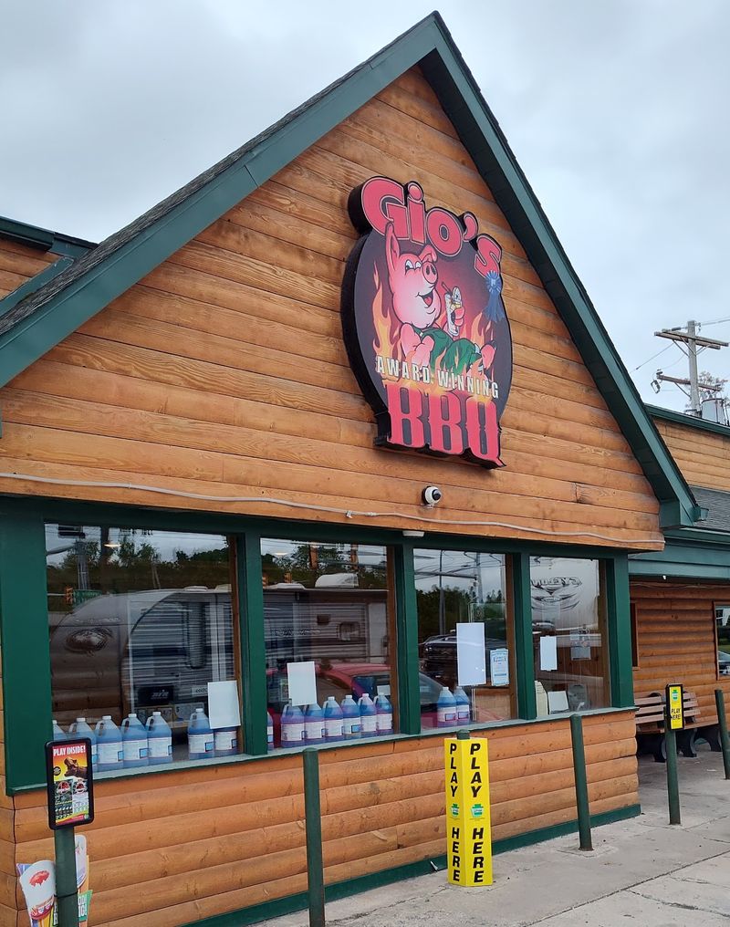 Gio’s BBQ Gio’s BBQ