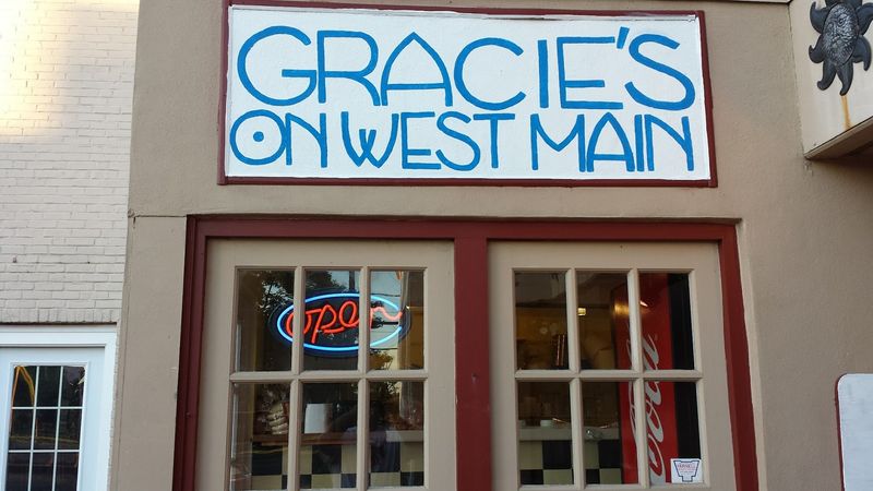 Gracie’s On West Main - Leola