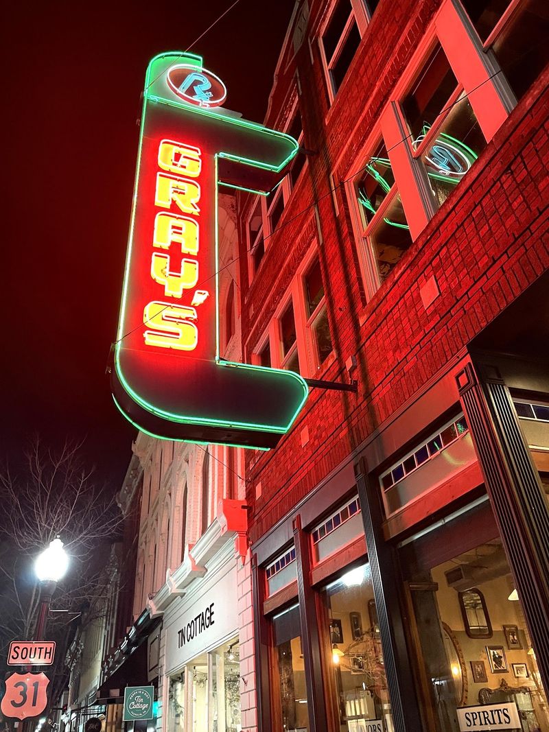 Gray's on Main - Franklin Gray's on Main - Franklin