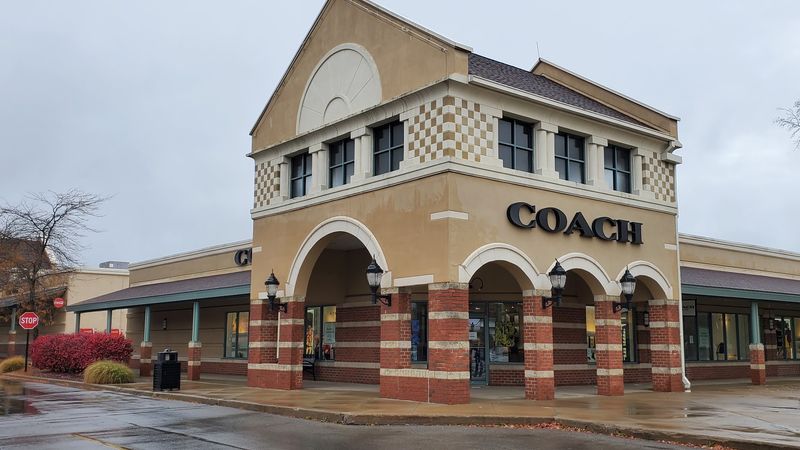 Grove City Premium Outlets - Grove City, PA