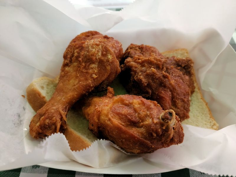Gus's World Famous Fried Chicken - Memphis Gus's World Famous Fried Chicken - Memphis