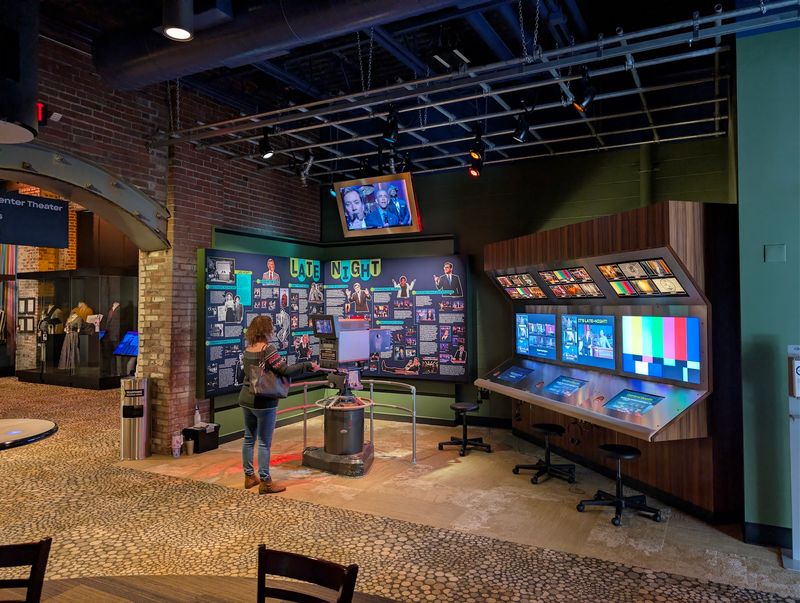 Hands-On Exhibits That Beg You to Play Hands-On Exhibits That Beg You to Play