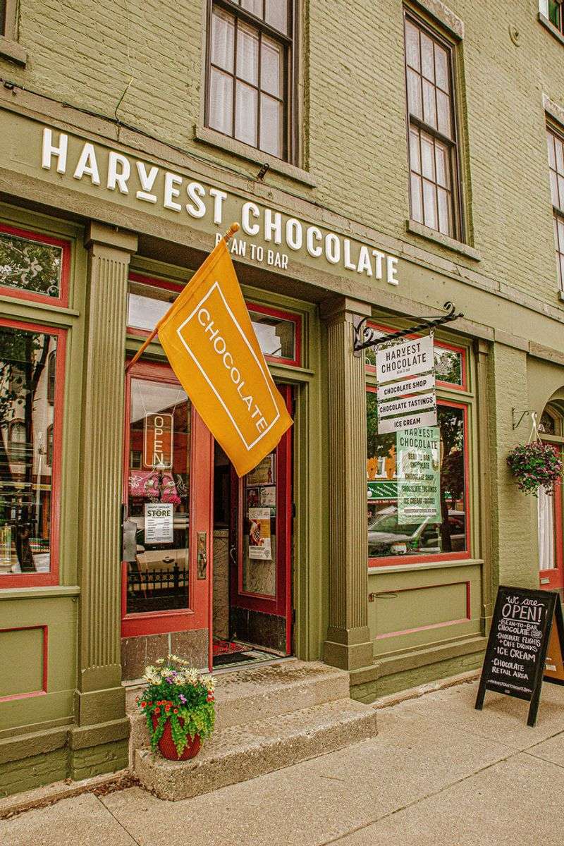 Harvest Chocolate - Tecumseh