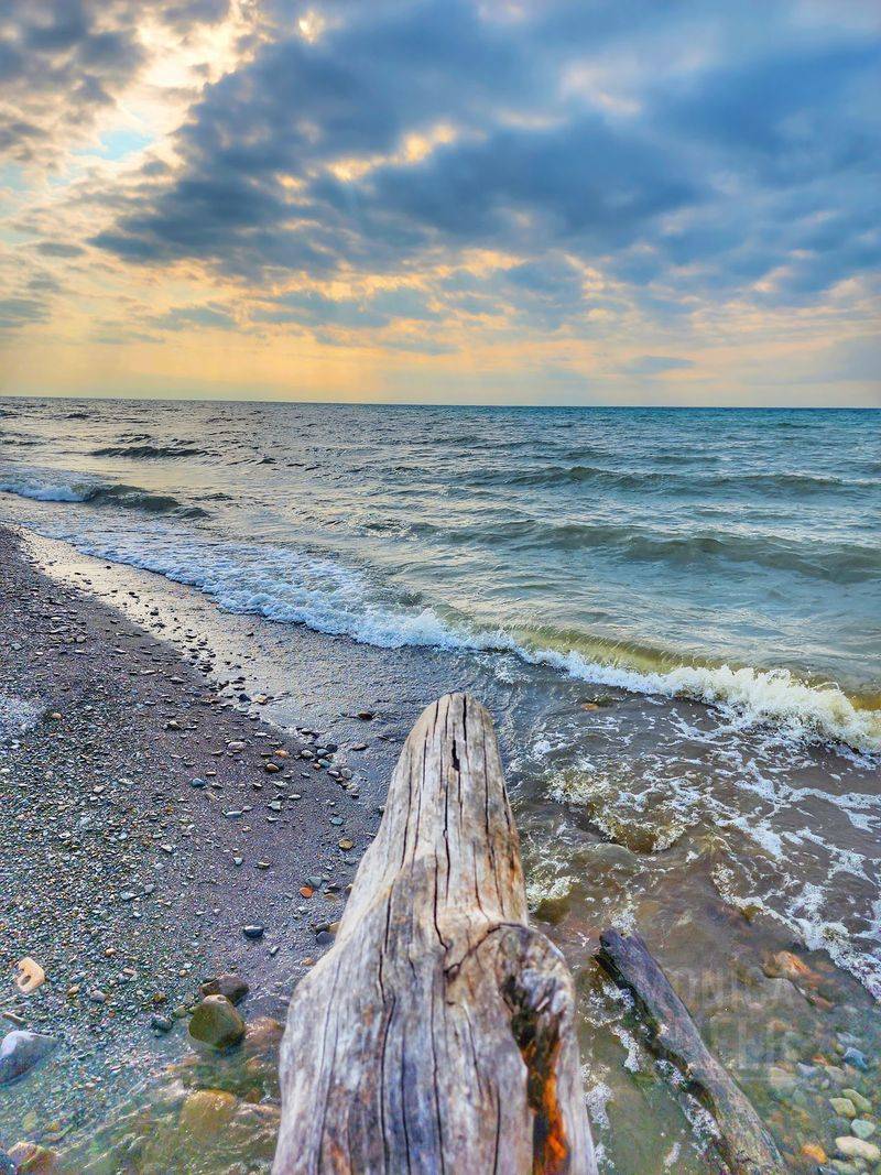Head down to the rocky shoreline for wave sounds and color
