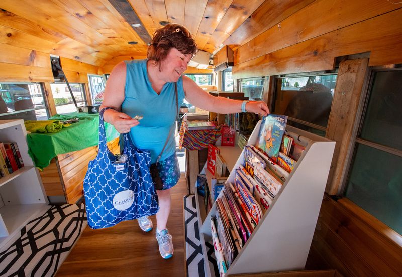 Helpful Booksellers Who Listen Before They Suggest