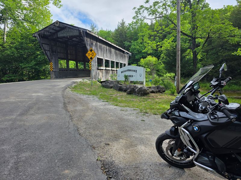 Historic Asselin Covered Bridge (Walnut Shade)
