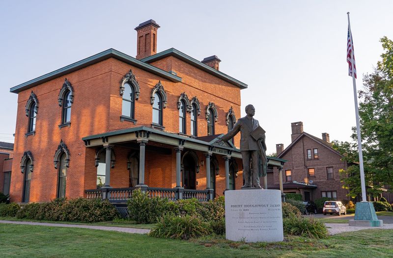 Historic Homes Give Renters More Choices Historic Homes Give Renters More Choices
