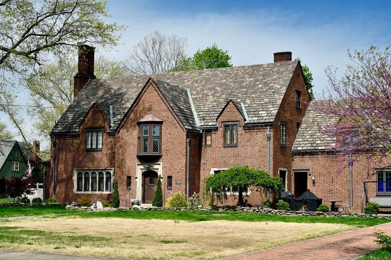 Historic Surroundings That Make Every Stop Better