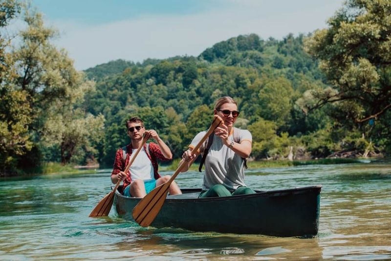 Hocking Hills Canoe Livery, Logan