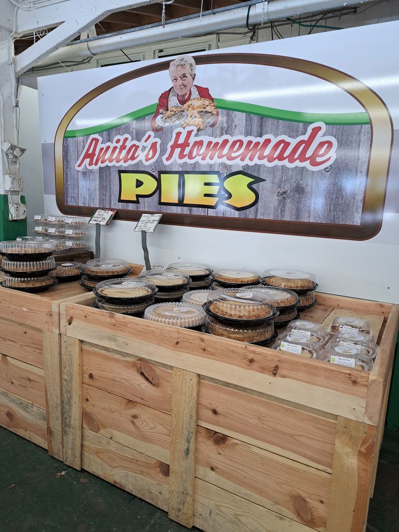 Homemade Fruit Pies Are Worth the Detour Homemade Fruit Pies Are Worth the Detour